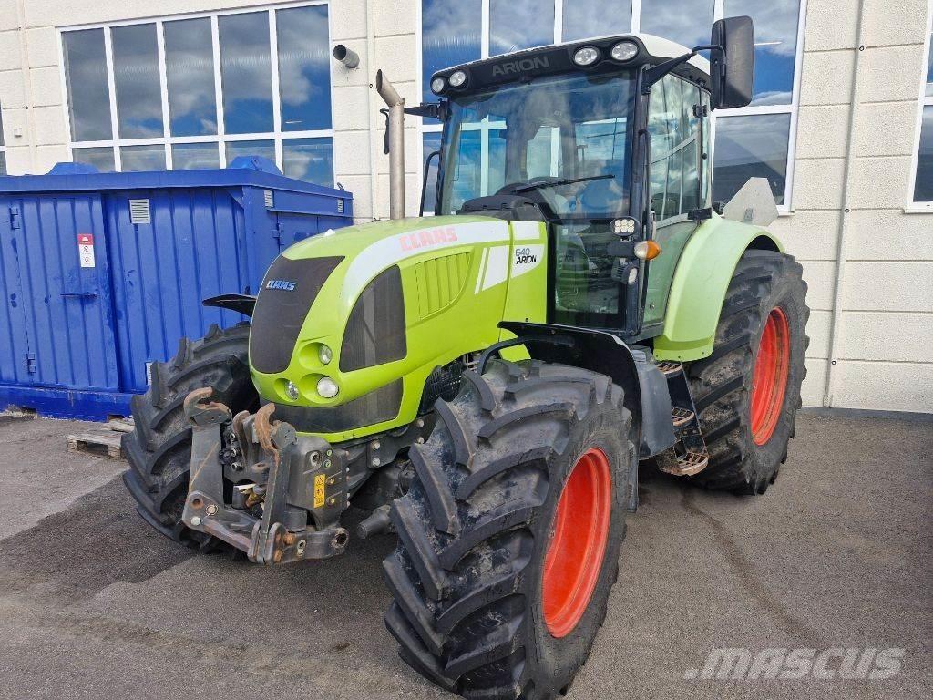 CLAAS Arion 640 Tractoare