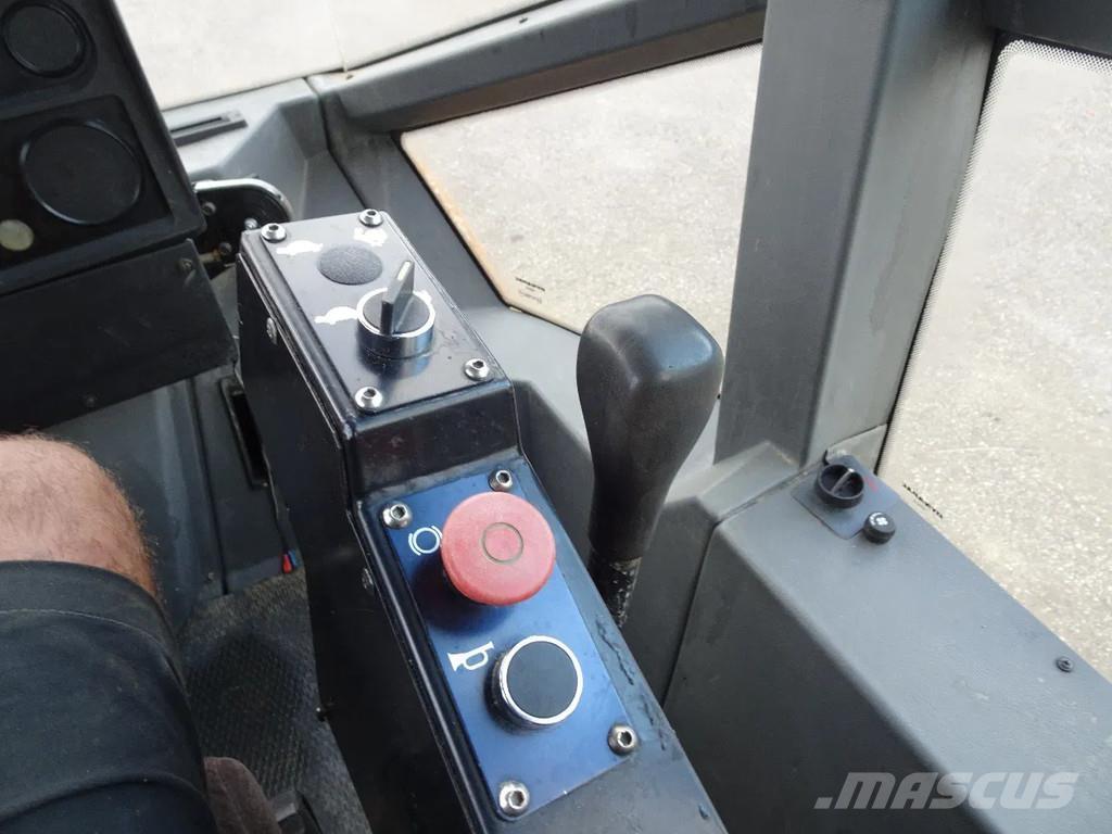 Dynapac CA152D Cilindri compactori cu roti