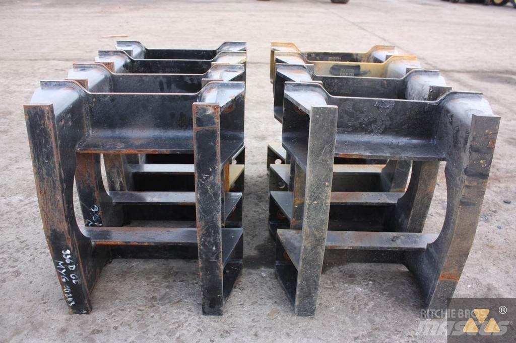 CAT Trackguards Sasiuri si suspensii