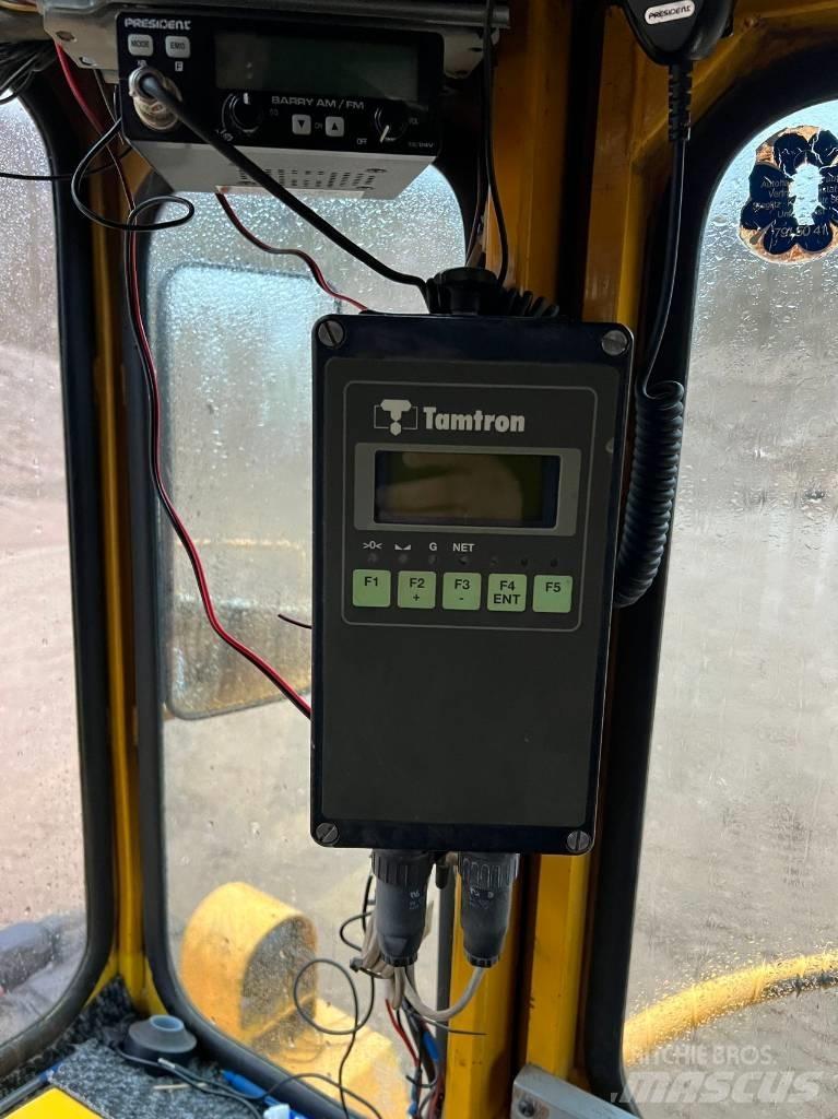 Volvo BM LM1641 Incarcator pe pneuri