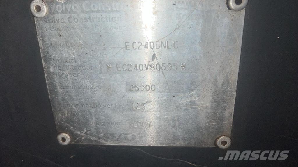Volvo EC 240 B N LC Lanturi, senile si sasiu