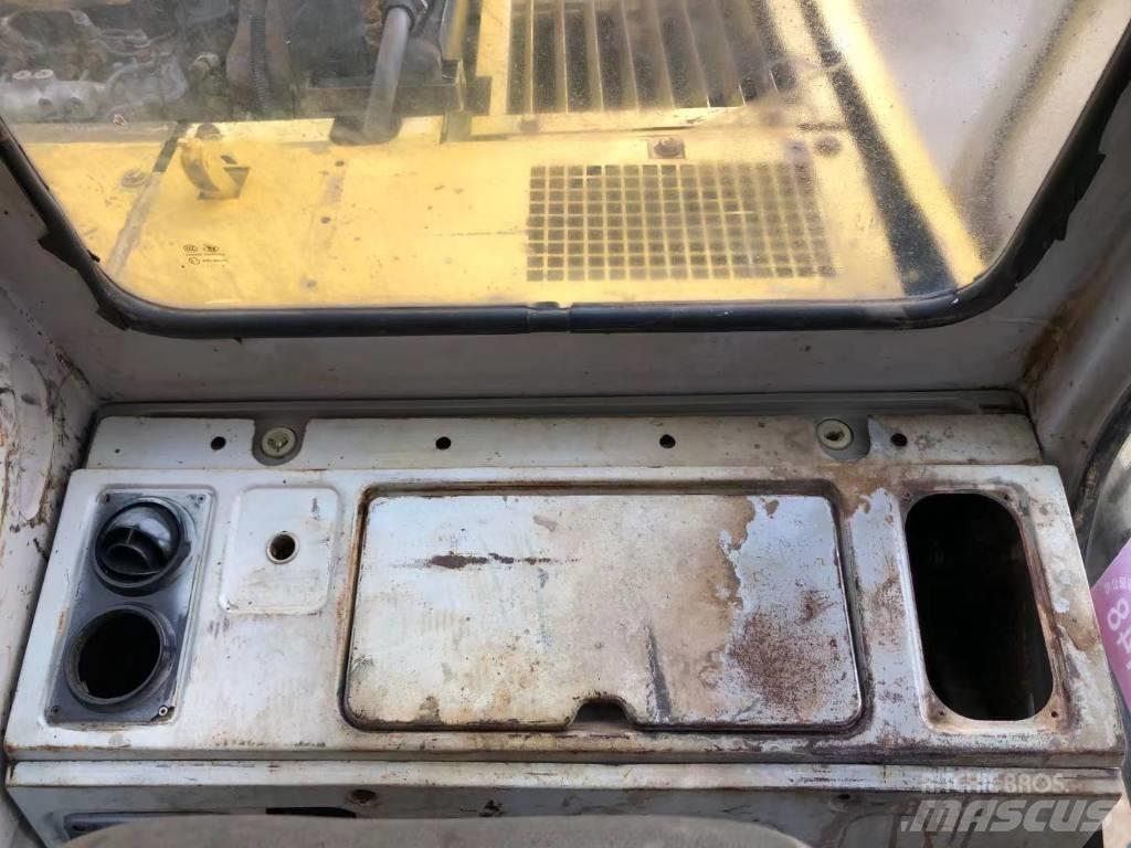 Sumitomo SH120-A2 Excavatoare pe șenile
