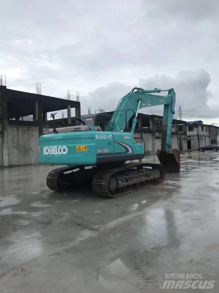 Kobelco SK 200 Excavatoare pe șenile
