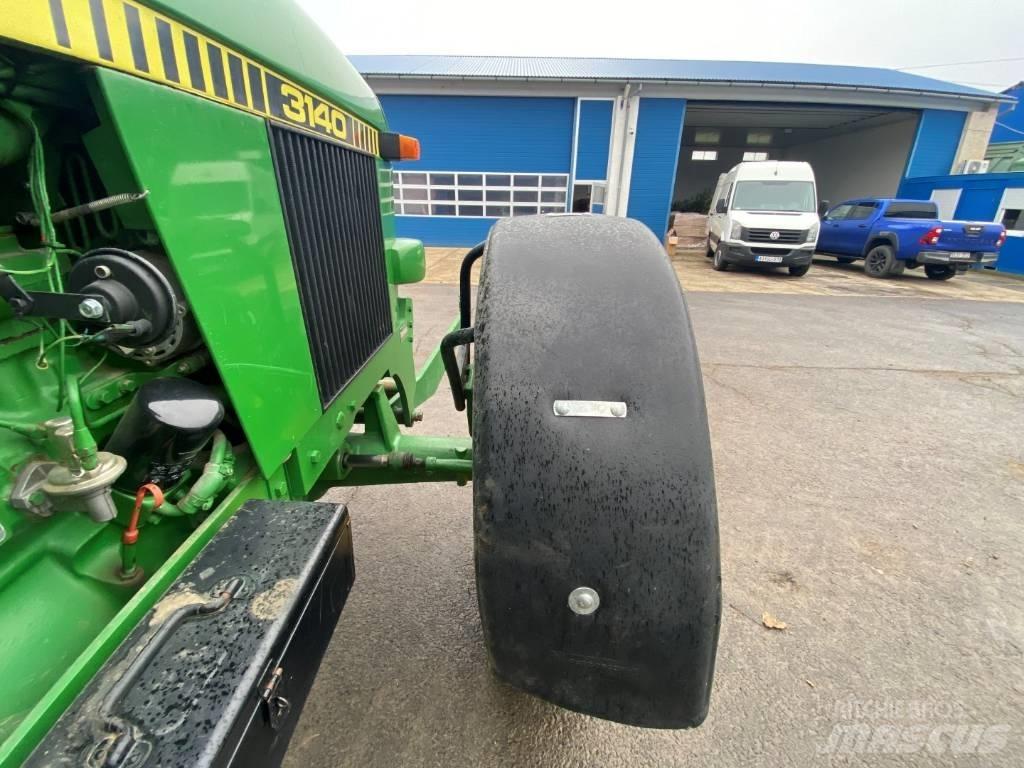 John Deere 3140 Tractoare