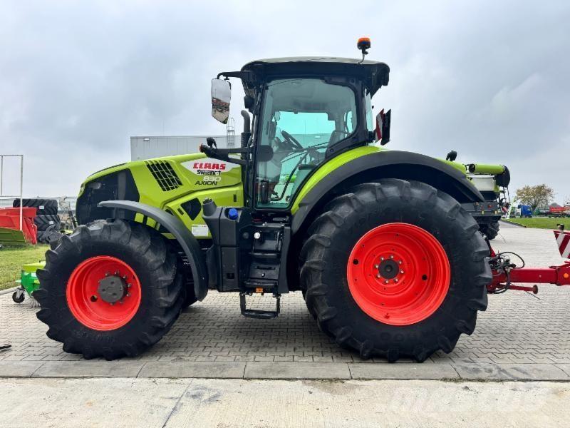 CLAAS AXION 830 Tractoare