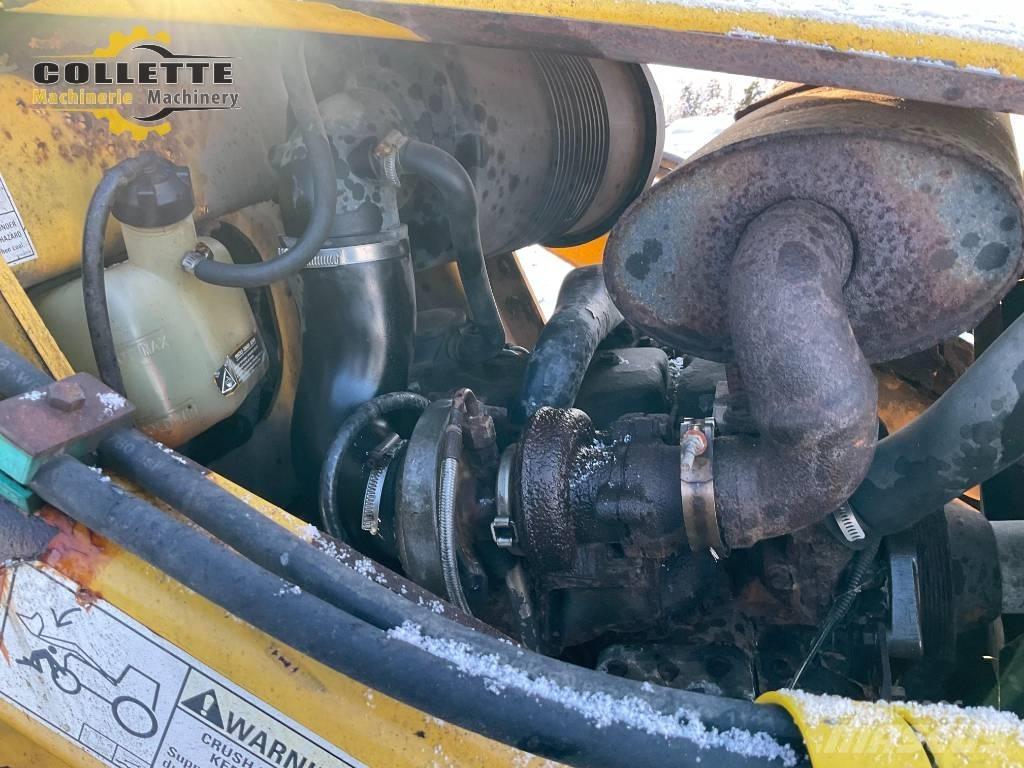 Iveco D660 Buldoexcavatoare
