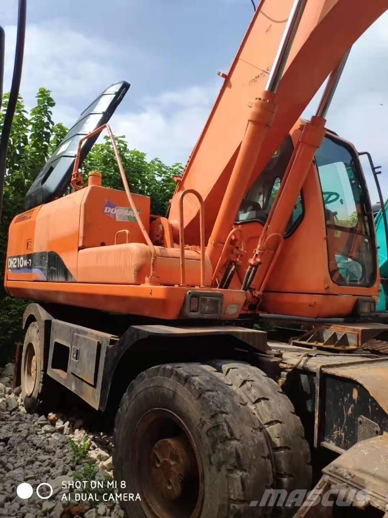 Doosan DH210W-7 Excavatoare cu roti