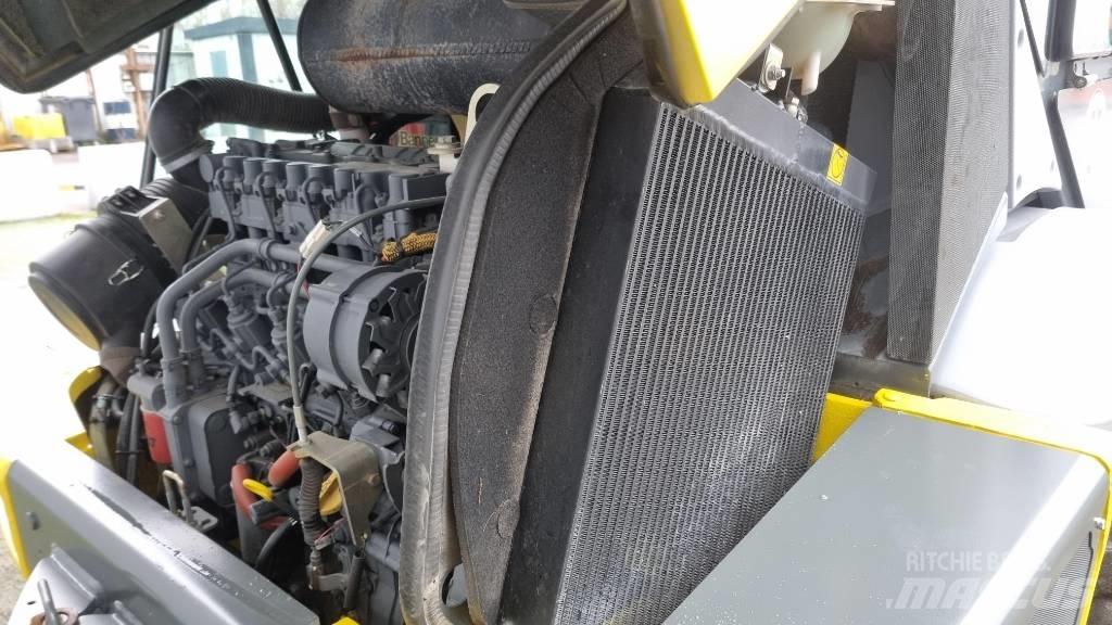 Kramer Allrad 750 Incarcator pe pneuri