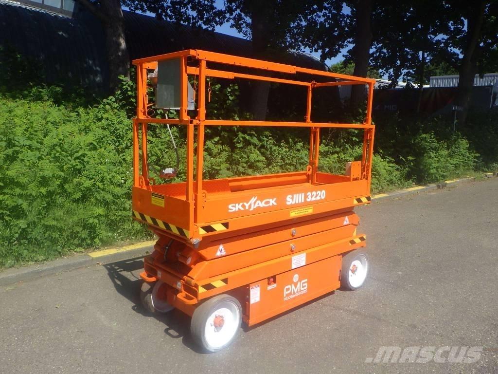 SkyJack SJ3220 Platforme foarfeca