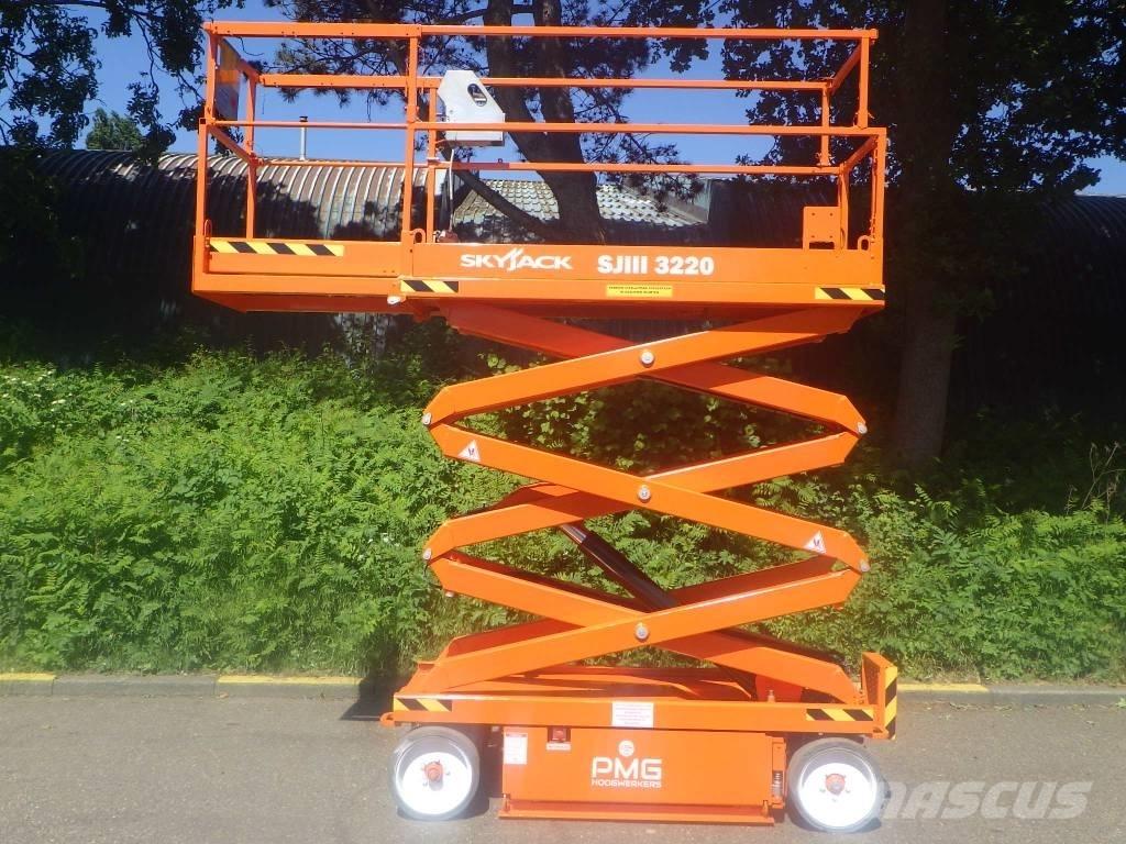 SkyJack SJ3220 Platforme foarfeca