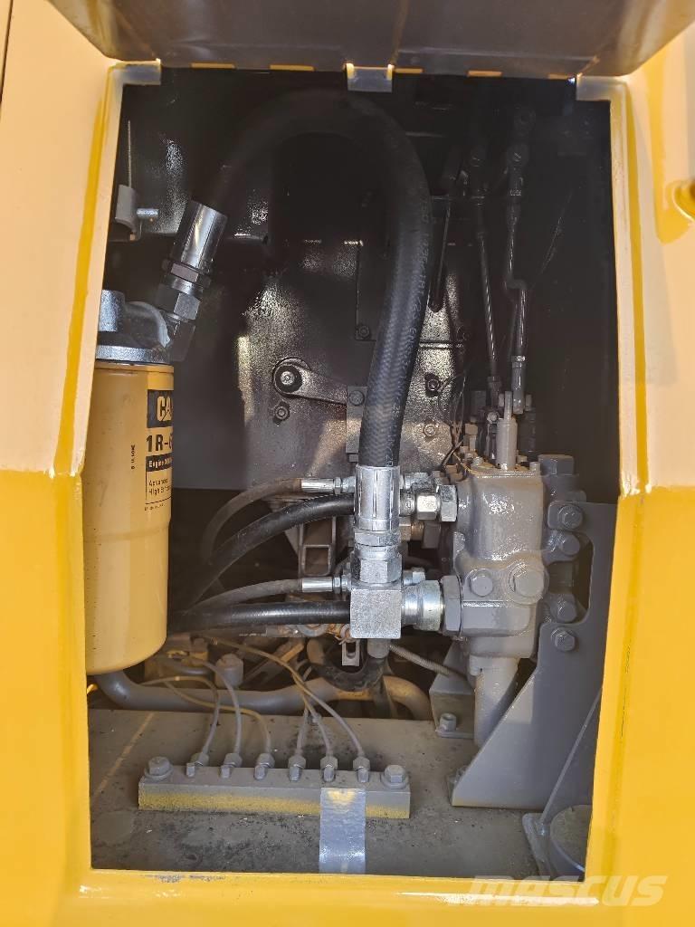 CAT D 5 K Buldozere pe senile