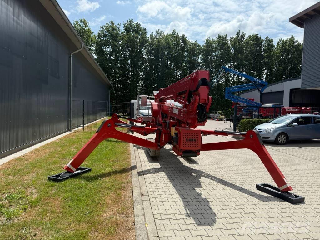 CMC S 25 Nacele cu brat articulat