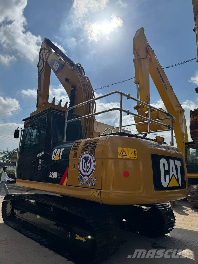 CAT CAT320D Excavatoare pe șenile
