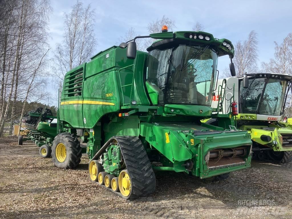 John Deere 670i Combine de secerat