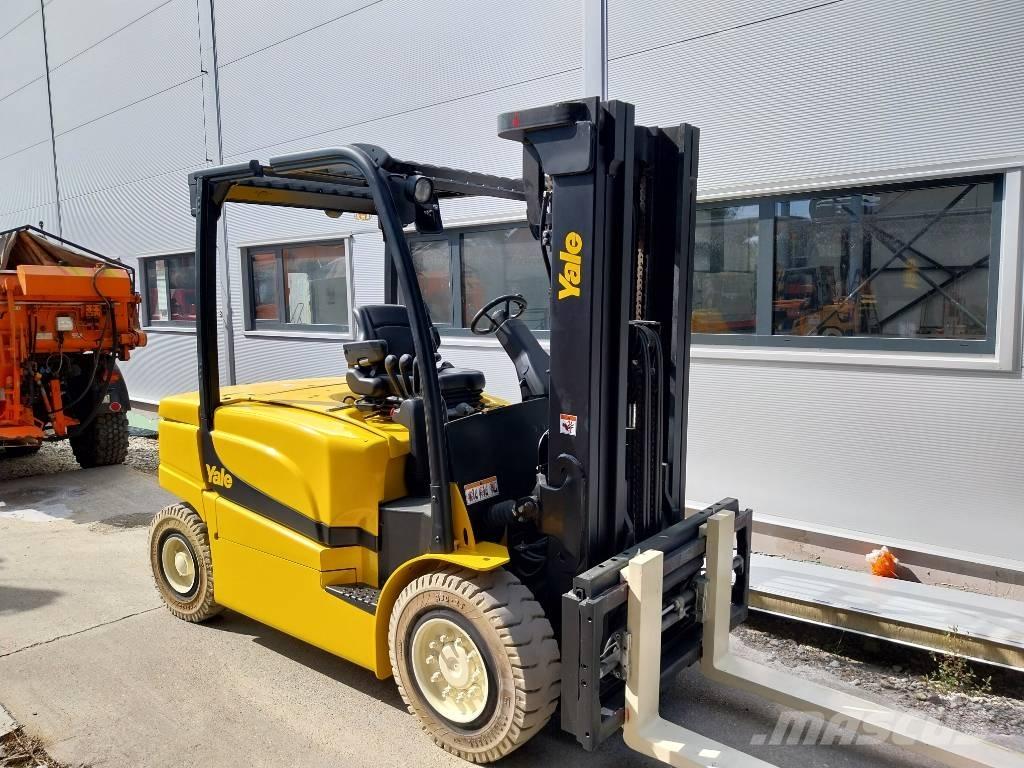 Yale ERP40VM Stivuitor electric