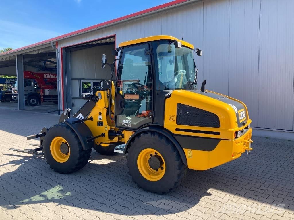 JCB 407 Incarcator pe pneuri