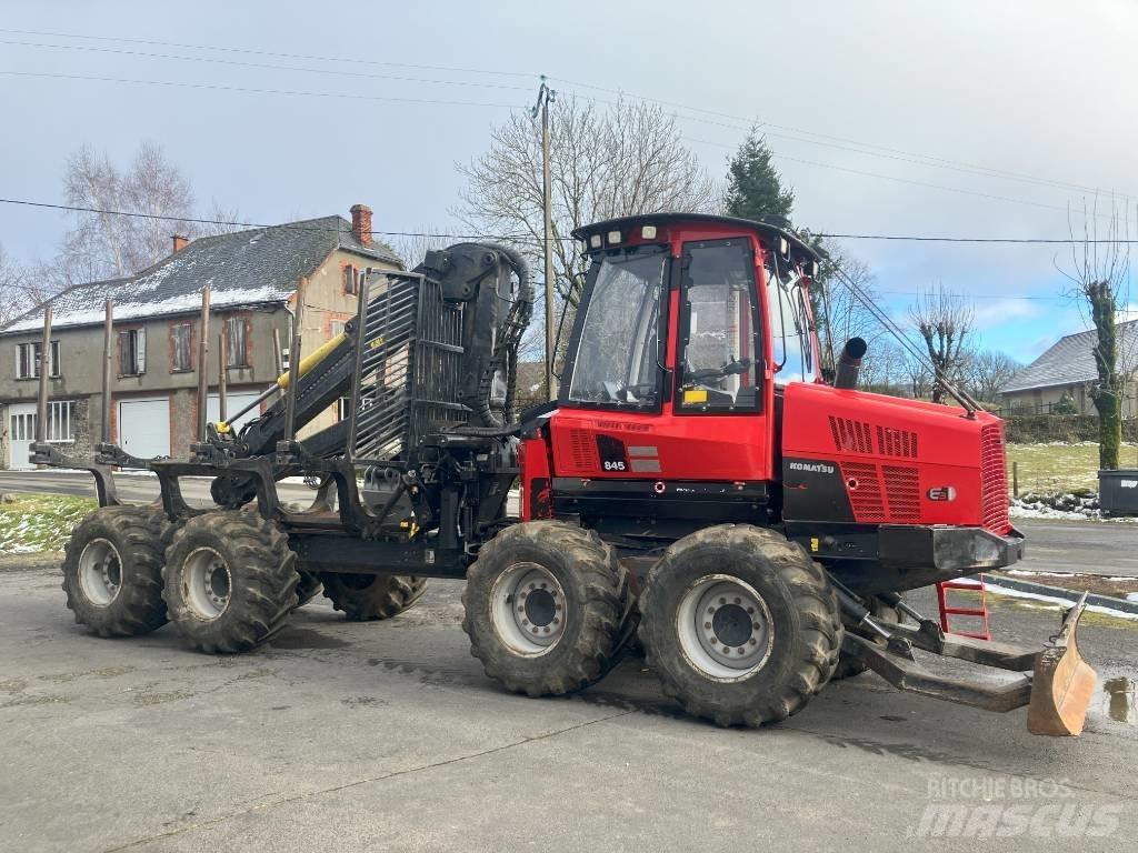 Komatsu 845 Transportoare