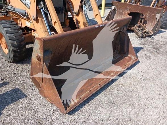 CASE 580N Buldoexcavatoare