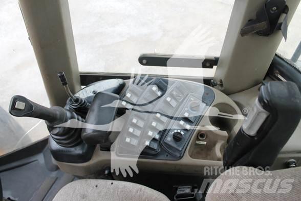 CASE 821E Incarcator pe pneuri