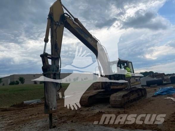 CAT 322BL Excavatoare pe șenile
