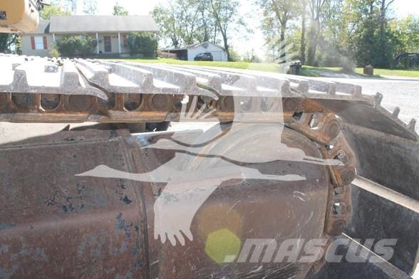 CAT 325DL Excavatoare pe șenile
