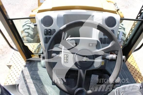 CAT 416F2 Buldoexcavatoare
