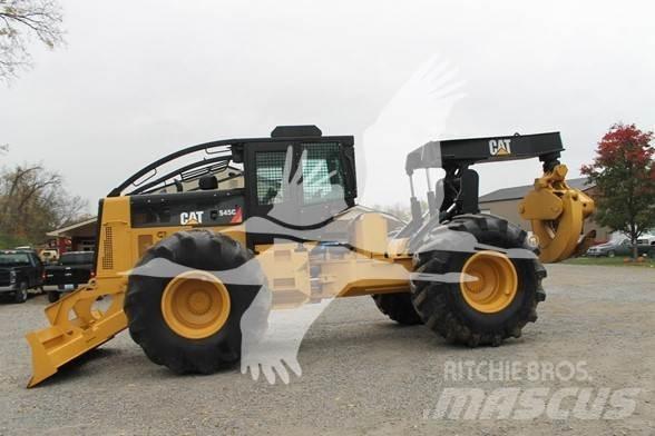 CAT 545C Utilaje de manevrarea a bustenilor