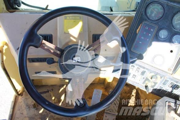 CAT 621F Elevatoare