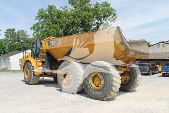 CAT 745 Transportoare articulate