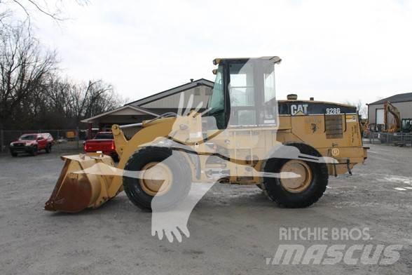 CAT 928G Incarcator pe pneuri