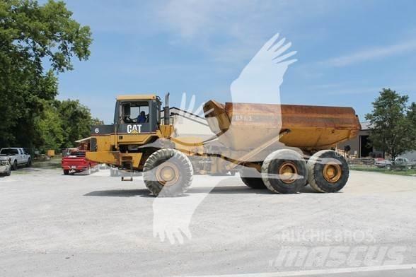 CAT D350E Transportoare articulate