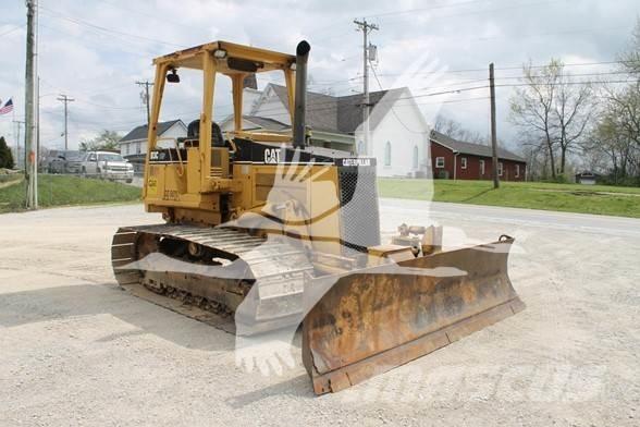 CAT D3C III Buldozere pe senile