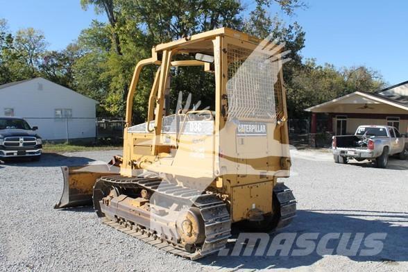 CAT D3C III Buldozere pe senile