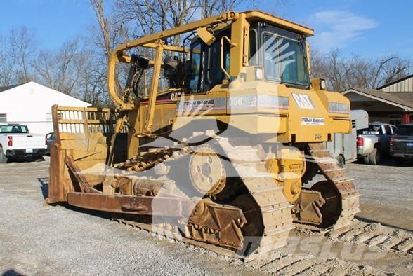 CAT D6R XL Buldozere pe senile
