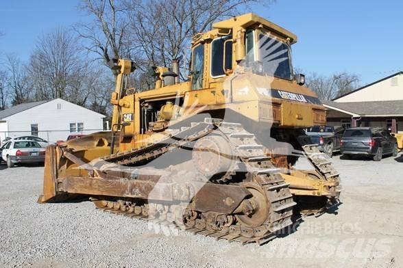 CAT D8N Buldozere pe senile