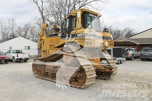 CAT D8R Buldozere pe senile
