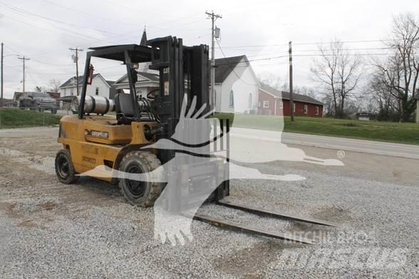 CAT GP40 Stivuitor diesel