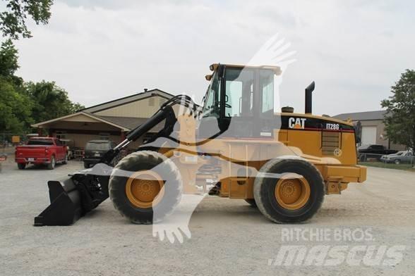 CAT IT28G Incarcator pe pneuri