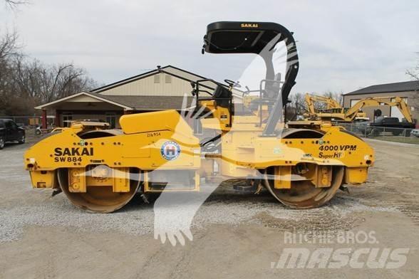 Sakai SW884 Compactoare monocilindrice