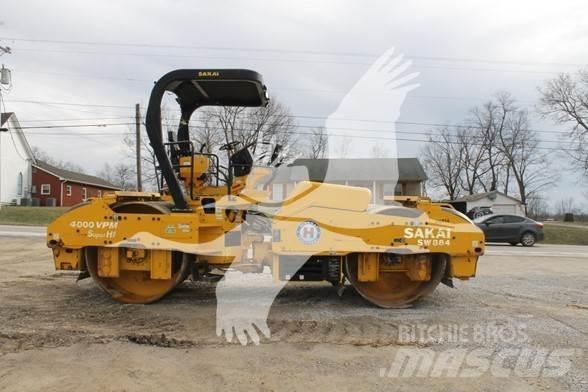Sakai SW884 Compactoare monocilindrice