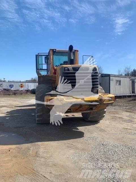 Volvo L220F Incarcator pe pneuri