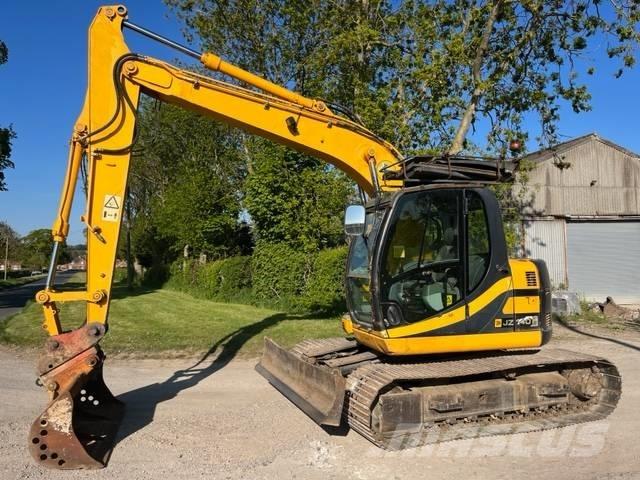 JCB JZ 140 LC Excavatoare pe șenile
