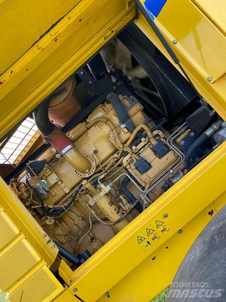 New Holland FX 60 Forajere cu autopropulsare