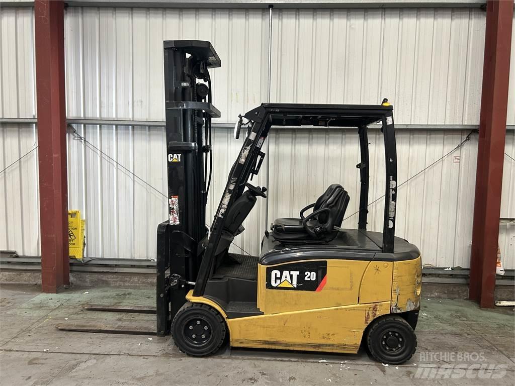 CAT EP20PN Stivuitor electric