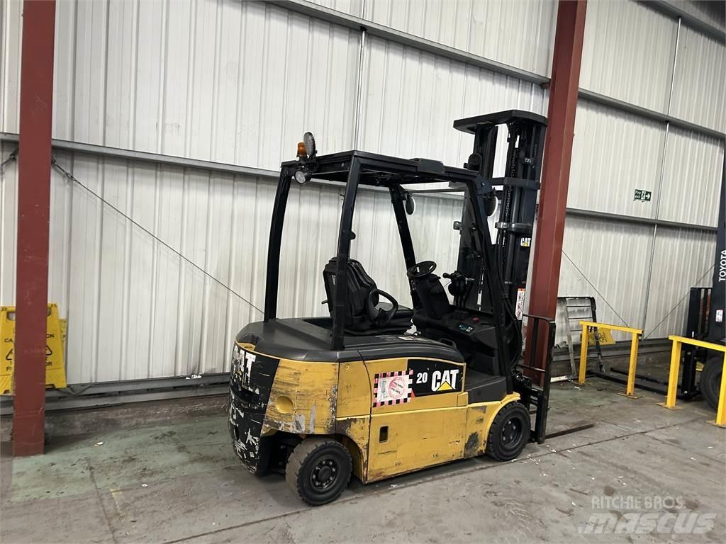 CAT EP20PN Stivuitor electric