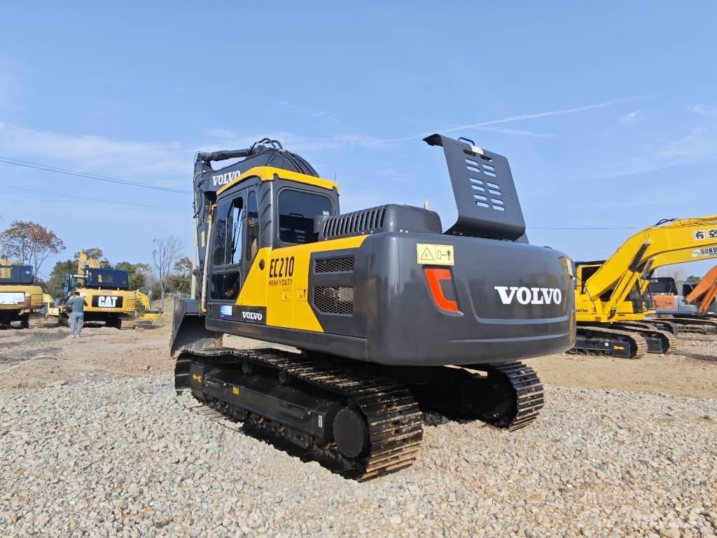 Volvo EC 210 Excavatoare pe șenile
