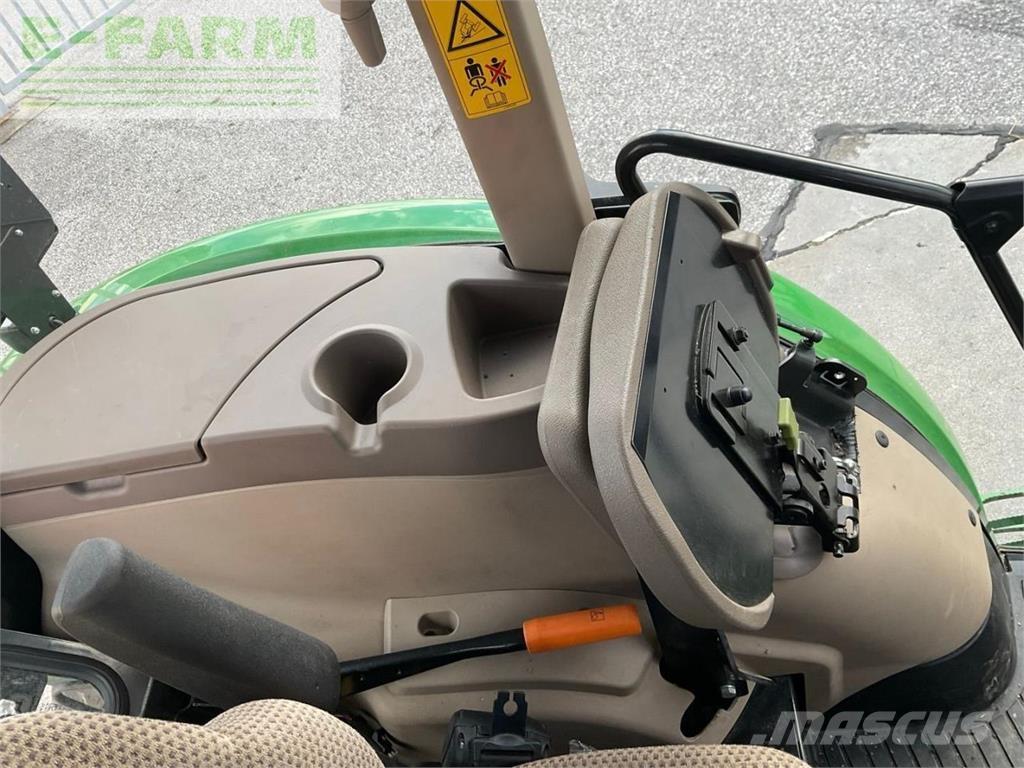 John Deere 5075E Tractoare