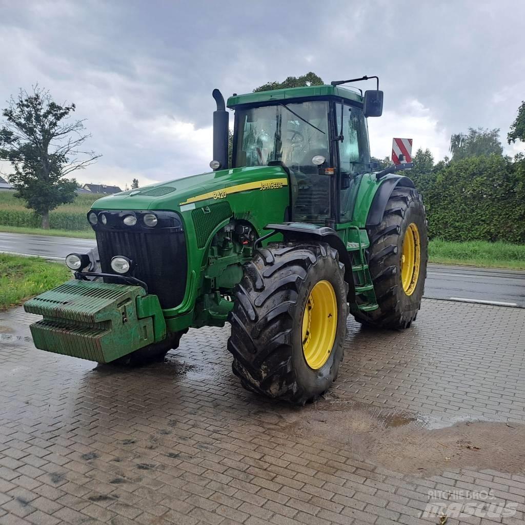 John Deere 8420 Tractoare