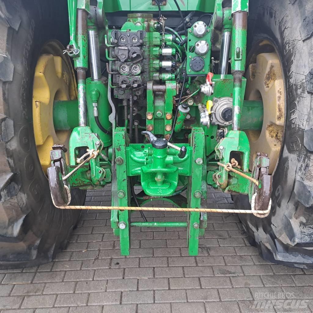 John Deere 8420 Tractoare