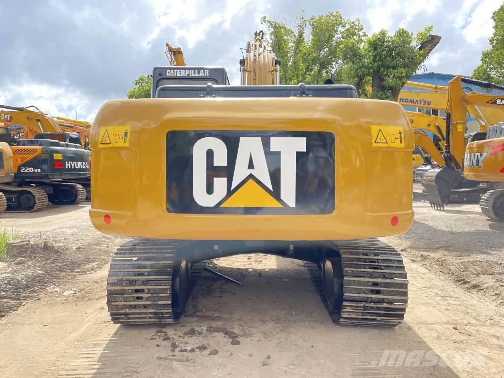 CAT 320D2 Excavatoare pe șenile
